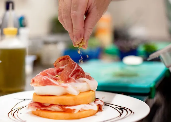 Eco Rooms&breakfast 3* Tirano